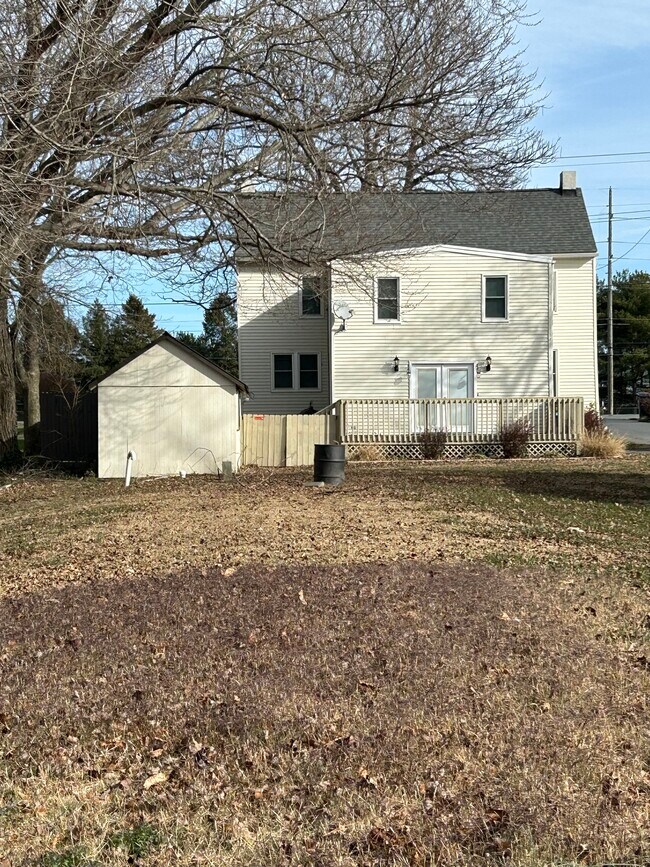 Building Photo - 1284 S Bay Rd