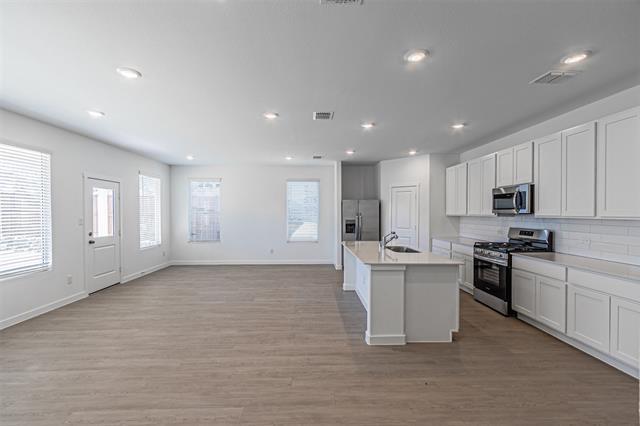 Building Photo - 10005 Warlander Dr