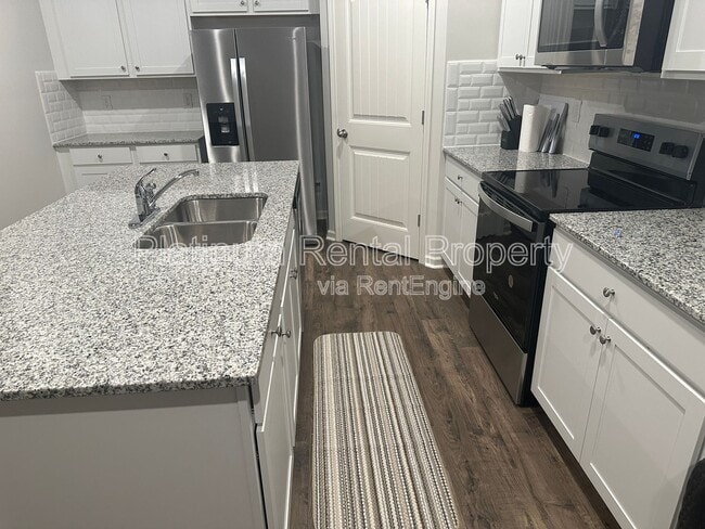 Building Photo - 488 Stoneybrook Dr
