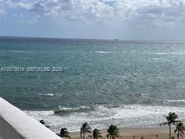 Building Photo - 4010 Galt Ocean Dr