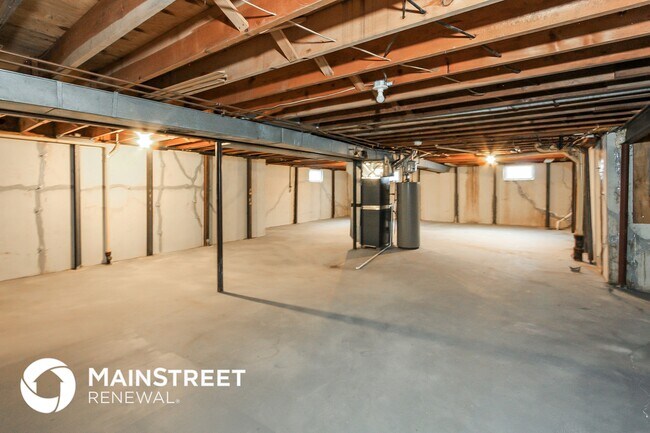 Building Photo - 1013 Miss Belle St