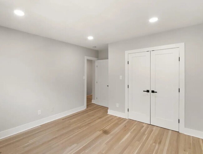 Building Photo - 3920-3912 12th St S