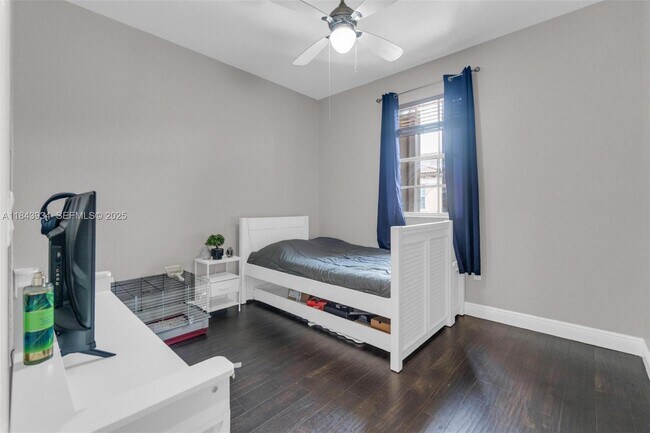 Building Photo - 8612 Buckskin Manor