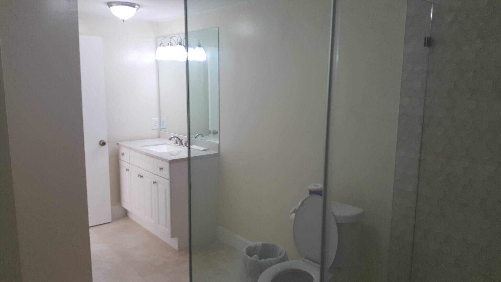 Building Photo - 11455 SW 82nd Ave