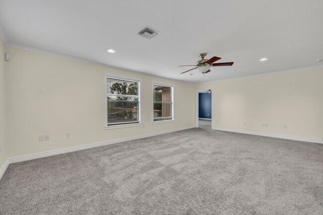 Building Photo - Gorgeous Winter Park Home