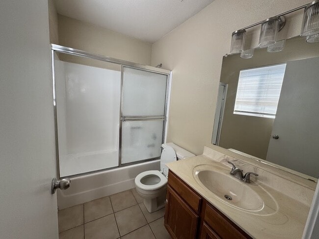 Building Photo - 7427 W Cherry Hills Dr