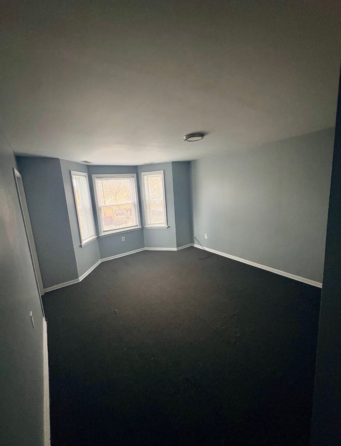 Building Photo - 9752 S Avenue J