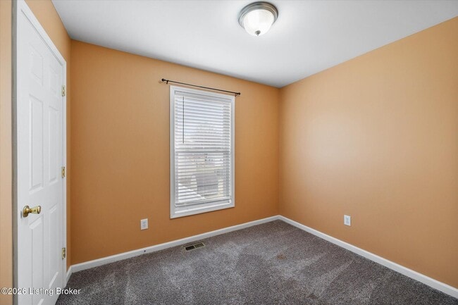 Building Photo - 1605 S 32nd St