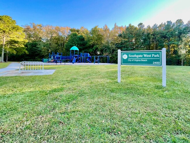 Building Photo - Ready 07-07-25!! Fantastic 4-Bedroom Home ...