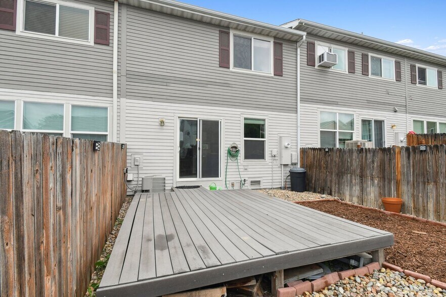 Building Photo - 11040 Claude Ct