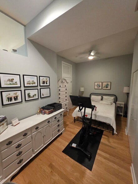 Building Photo - 949 W Madison St