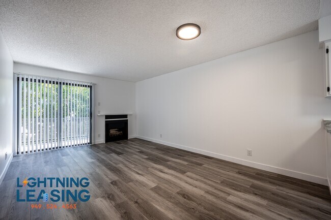Building Photo - 14201 Victory Blvd