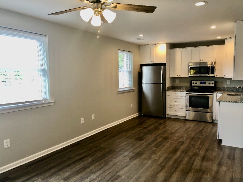 Building Photo - 42838 Higgs Ln