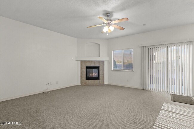 Building Photo - 1476 Luz De Sol Dr