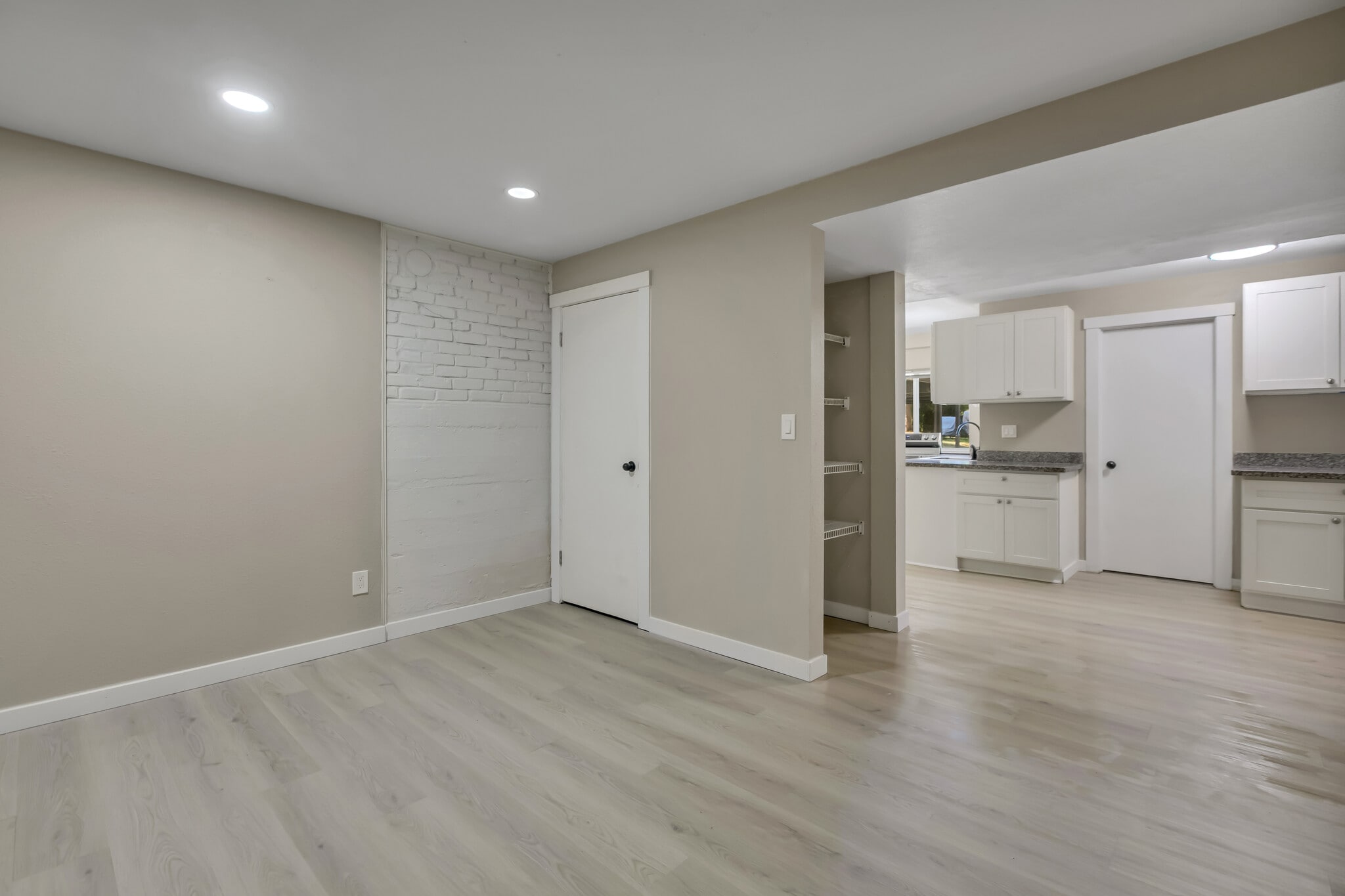 Building Photo - 623 108th Avenue Ct E