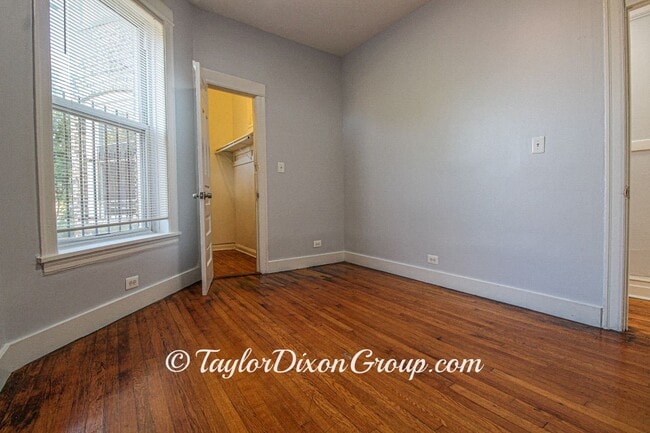 Building Photo - 5407 S Indiana Ave