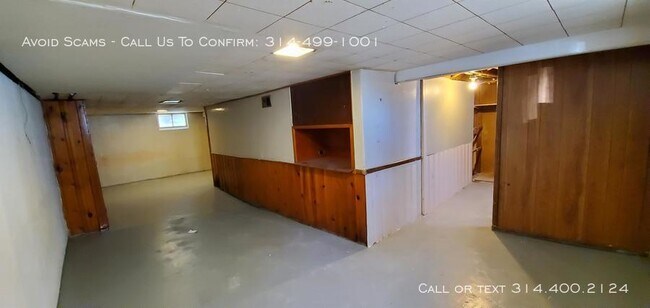 Building Photo - 7905 Bloom Dr