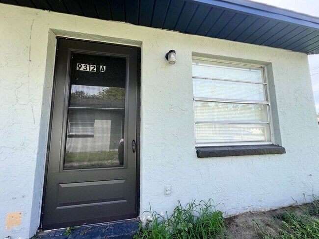 Building Photo - 9312 Grandfield Rd