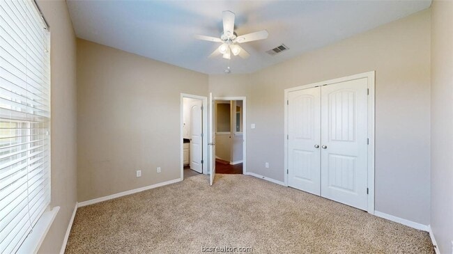 Building Photo - 2706 Horse Haven Ln