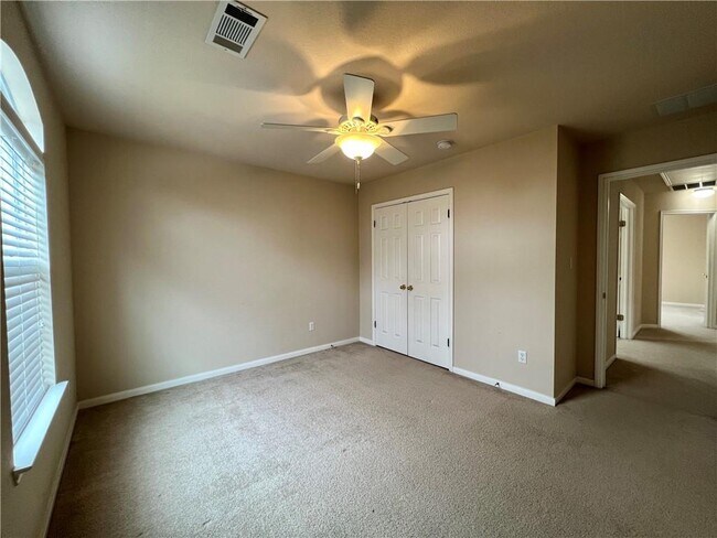 Building Photo - 15521 Whistling Straits Dr