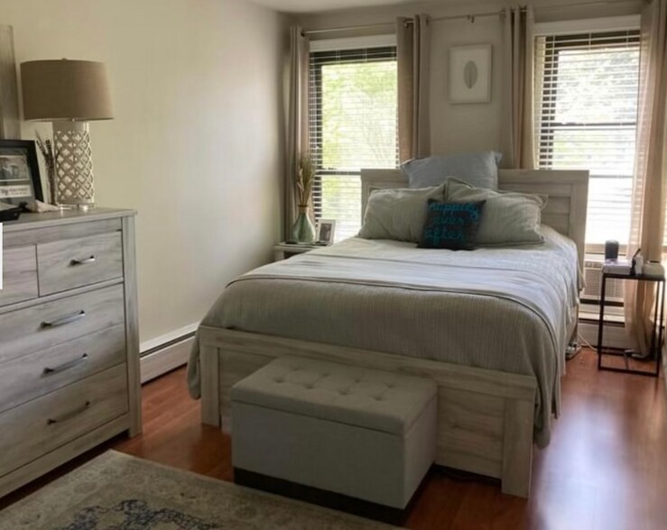 Building Photo - 18 Juniper St