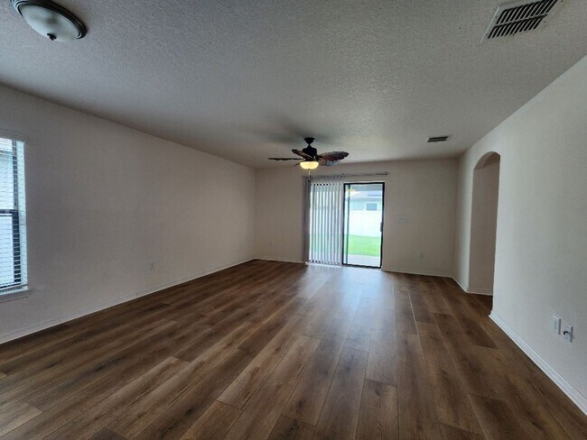 Building Photo - 11910 Winterset Cove Dr