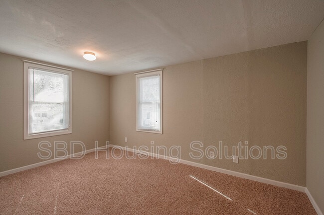 Building Photo - 1740 Sinnott Cir
