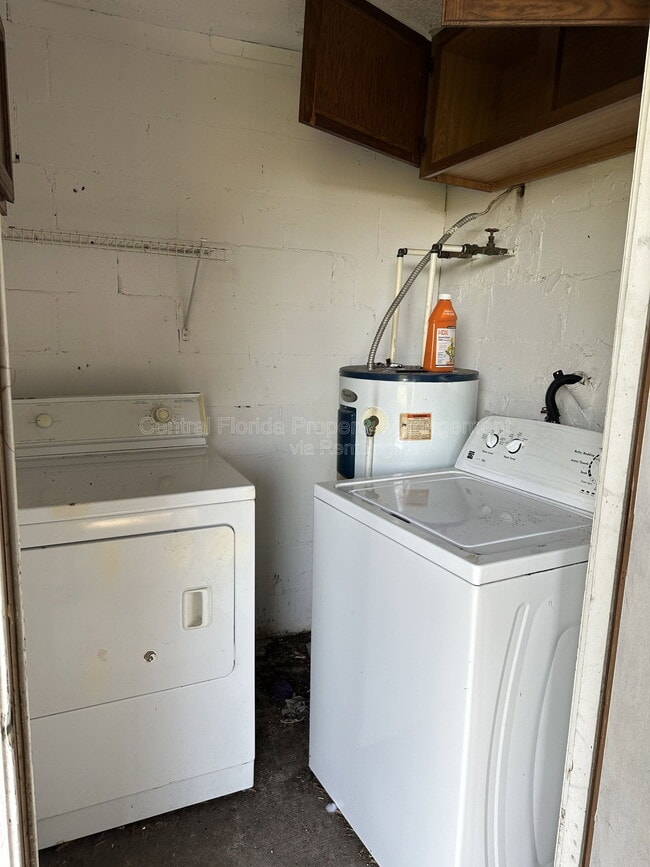 Building Photo - 2707 Hunt Club Ln