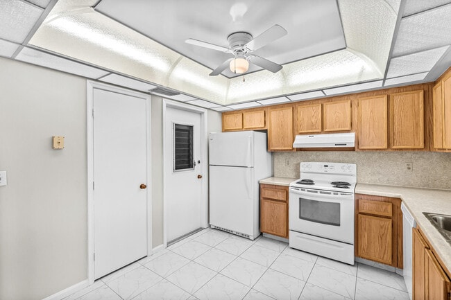 Building Photo - 4640 Rosewood Tree Ct
