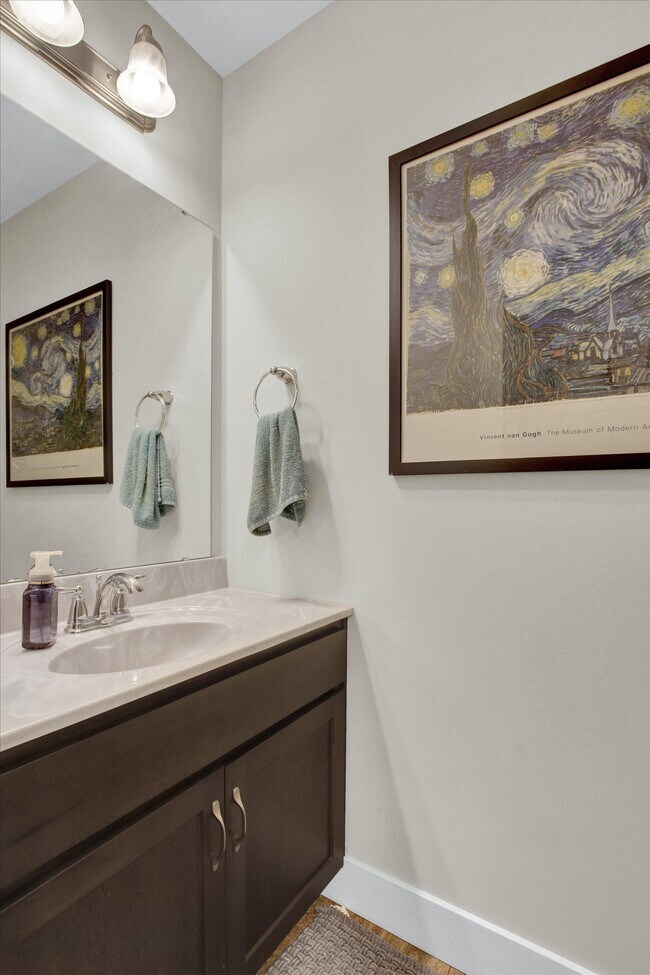 Building Photo - 2751 Post Dr