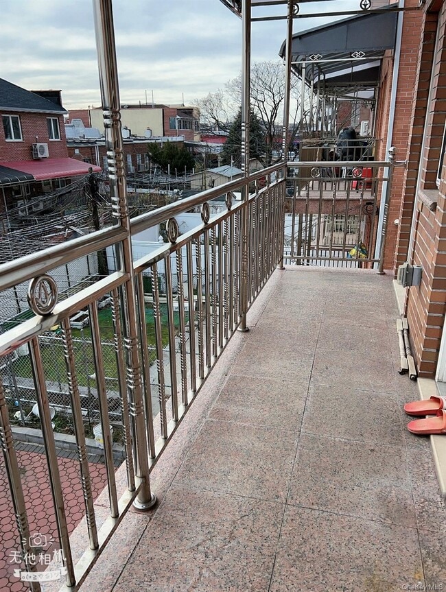 Building Photo - 142-24 59th Ave