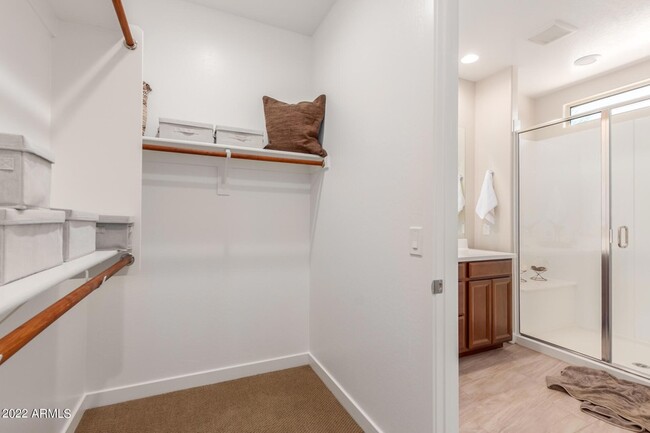 Building Photo - 43 E Capricorn Way