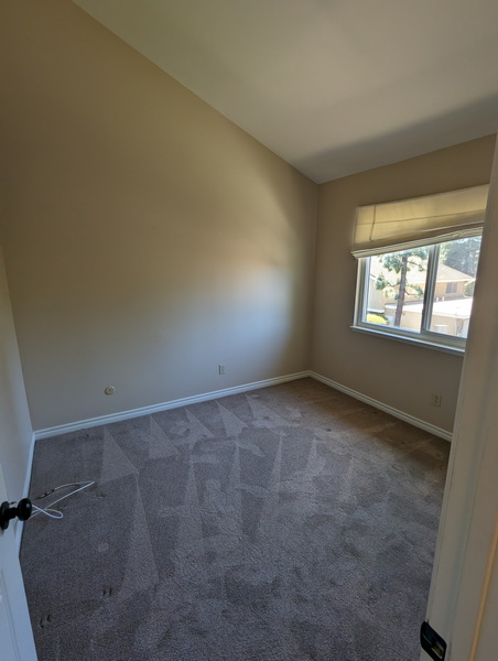 Building Photo - 327 Sprucewood Ave