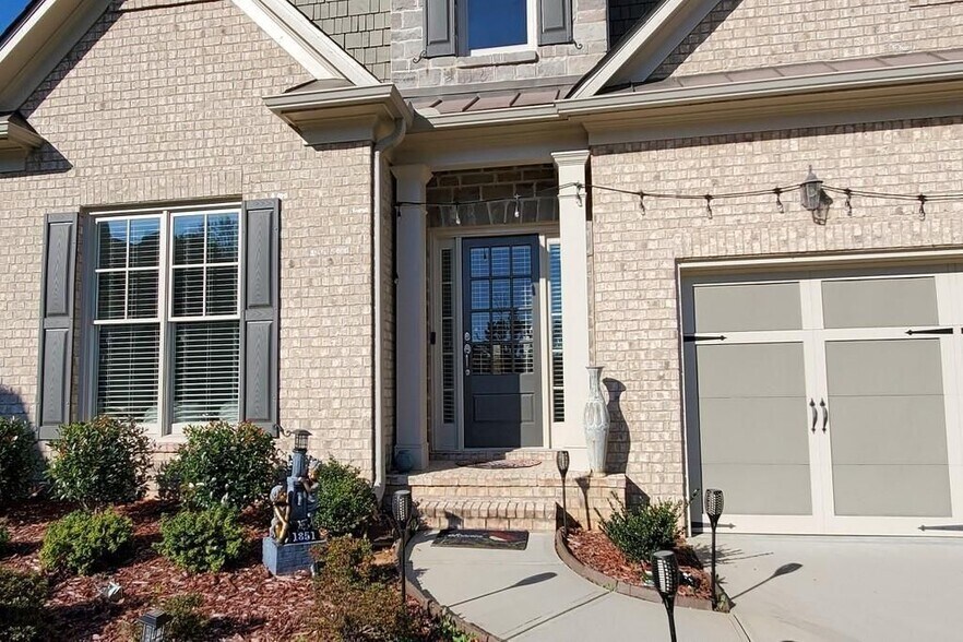 Building Photo - 1851 Heirloom Ct