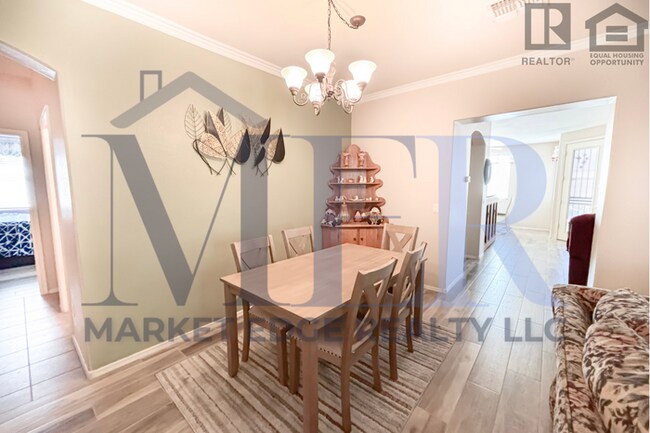 Building Photo - 4Bed/2Bath Furnished Home at Monroe/87th A...
