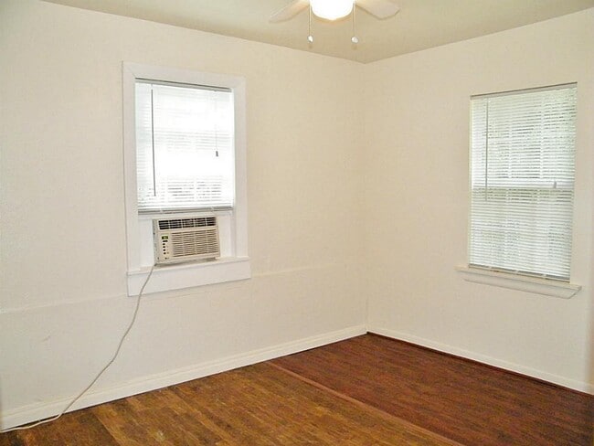 Building Photo - 256 FM 3083