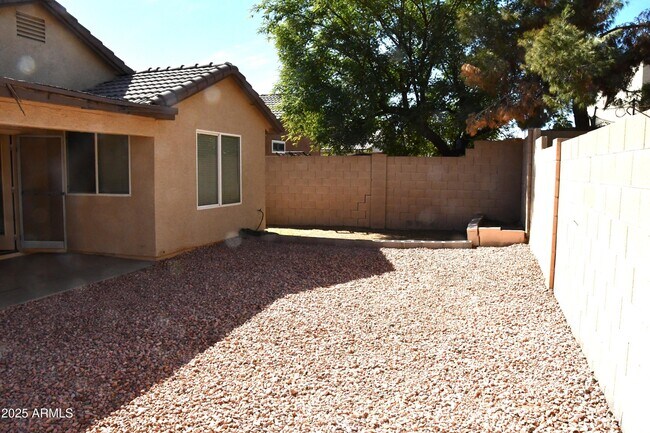 Building Photo - 13044 W Avalon Dr