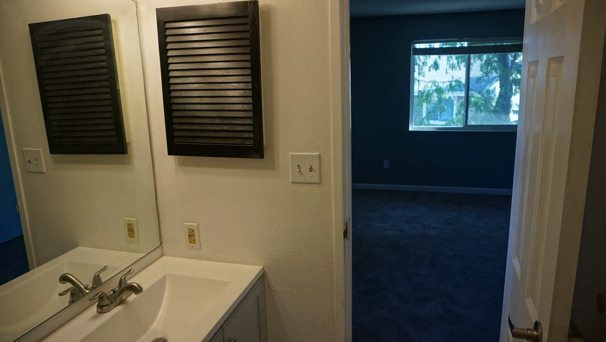 Master bathroom - 4400 S Quebec St