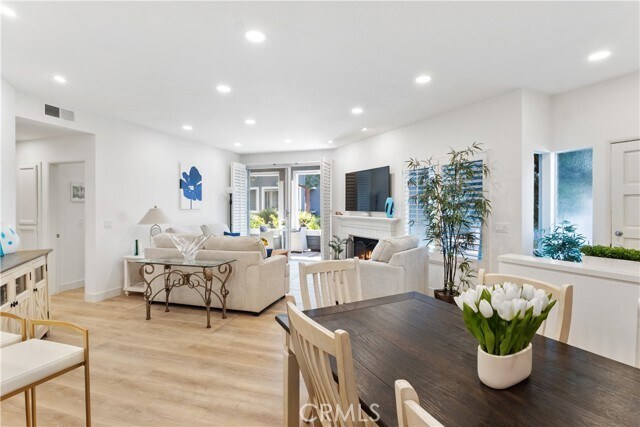 Building Photo - 85 Seaborough