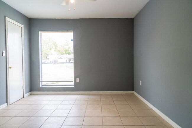 Building Photo - 12803 Segrest Dr