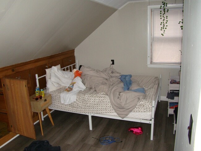 Building Photo - 13 Back River Rd