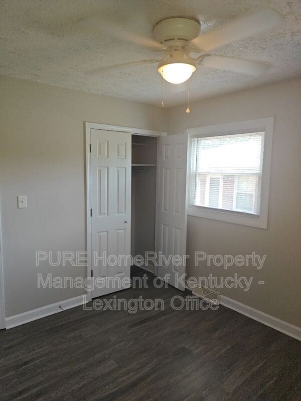 Building Photo - 313 Radcliffe Rd