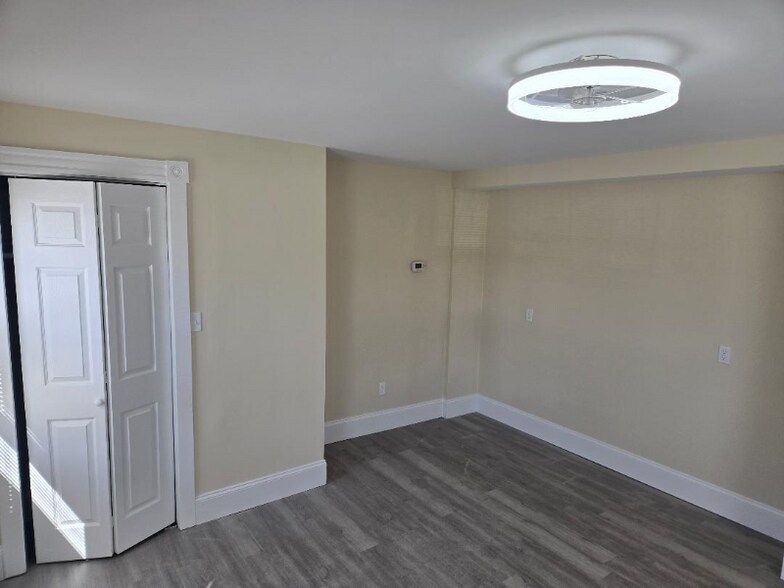 Building Photo - 45 Providence St