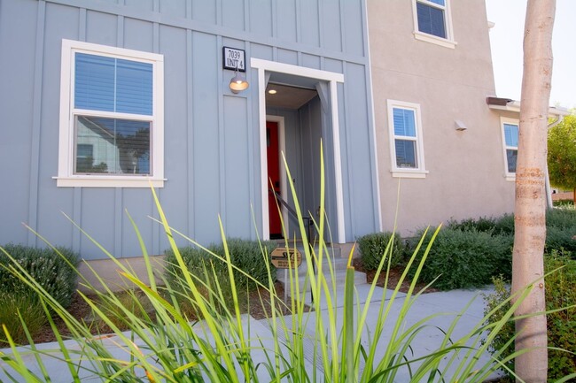Building Photo - 7039 Mallow Dr