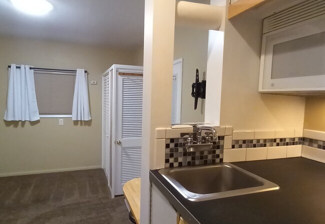 Building Photo - 11532 4th Ave NW