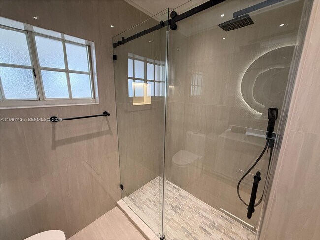 Building Photo - 11602 NW 58th Ave