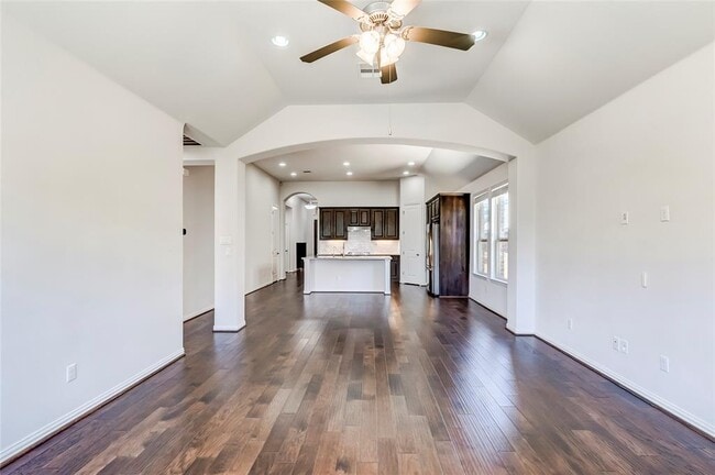 Building Photo - 2918 Diego Dr