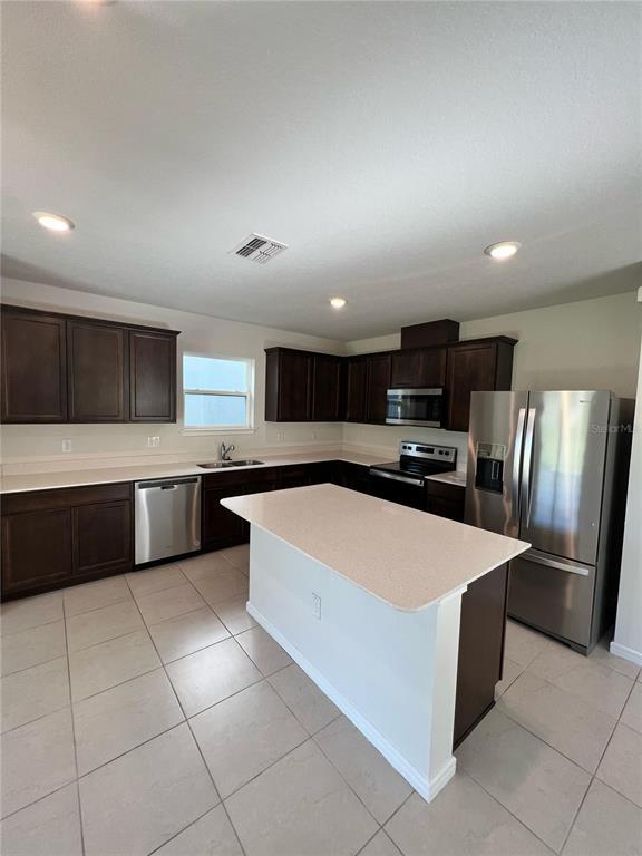 Building Photo - 30553 Gilbern Rd