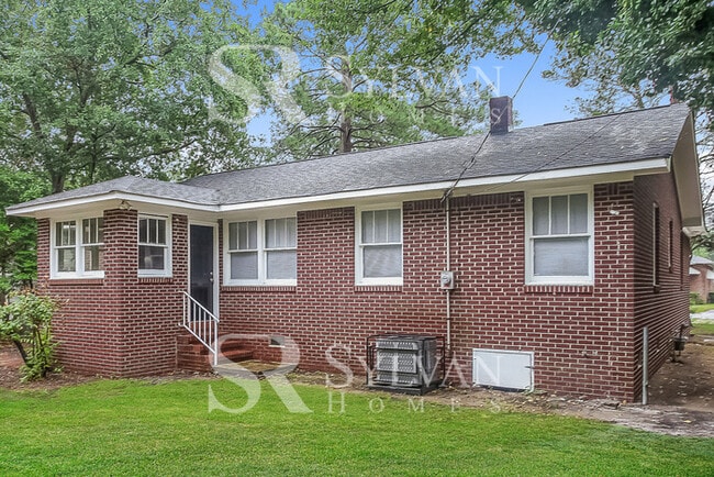 Building Photo - Life Just Got Better!