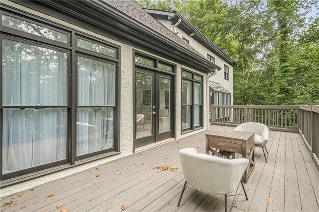 Building Photo - 700 S Brighton Ct